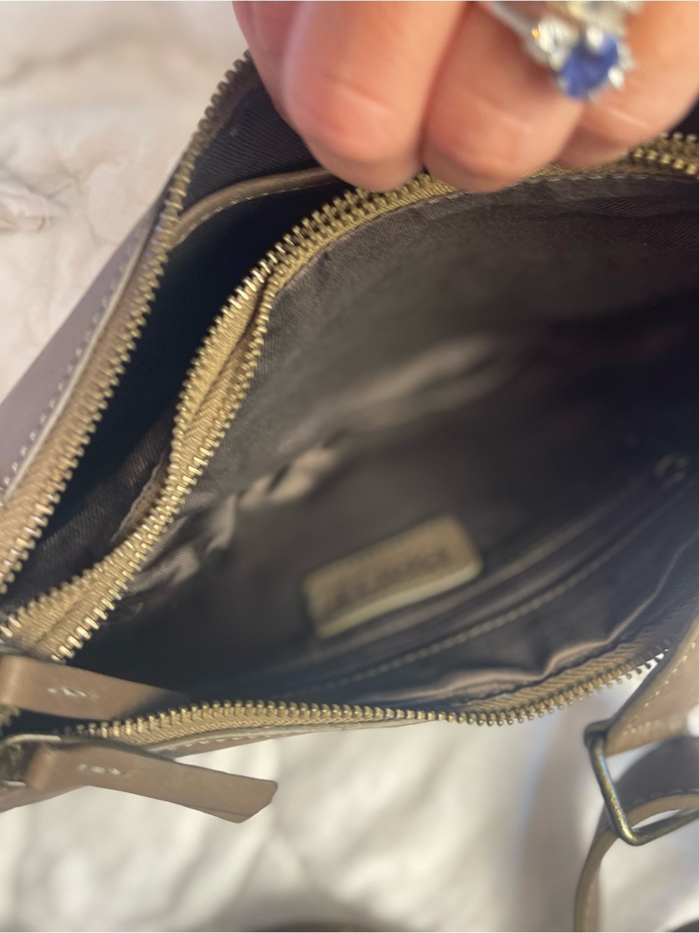 Born Olive Green Genuine Leather Crescent Shoulder Hobo Quiet Luxury Minimalist - Picture 13 of 16